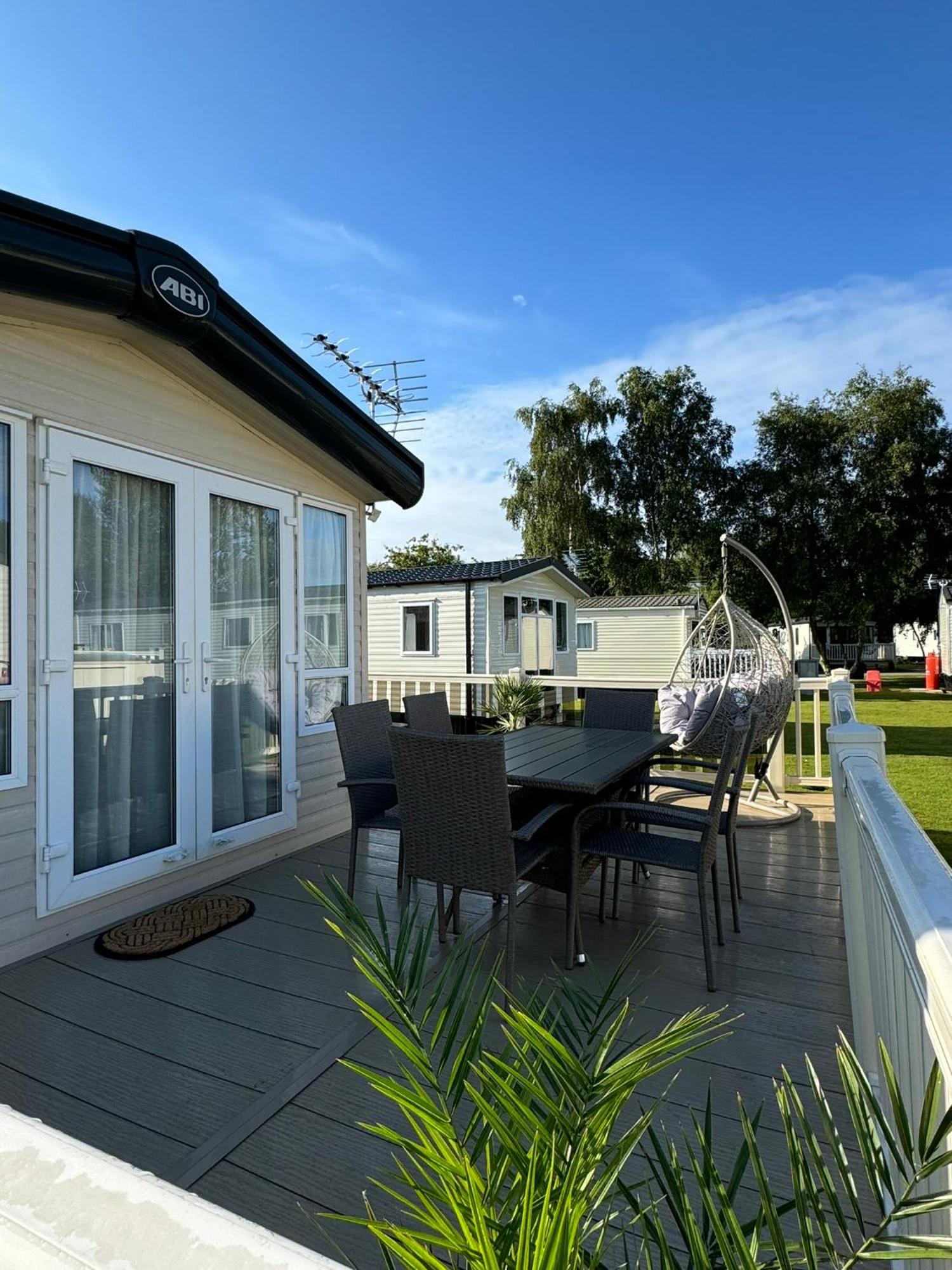 Hot Tub Retreat At Tattershall Lakes Zewnętrze zdjęcie