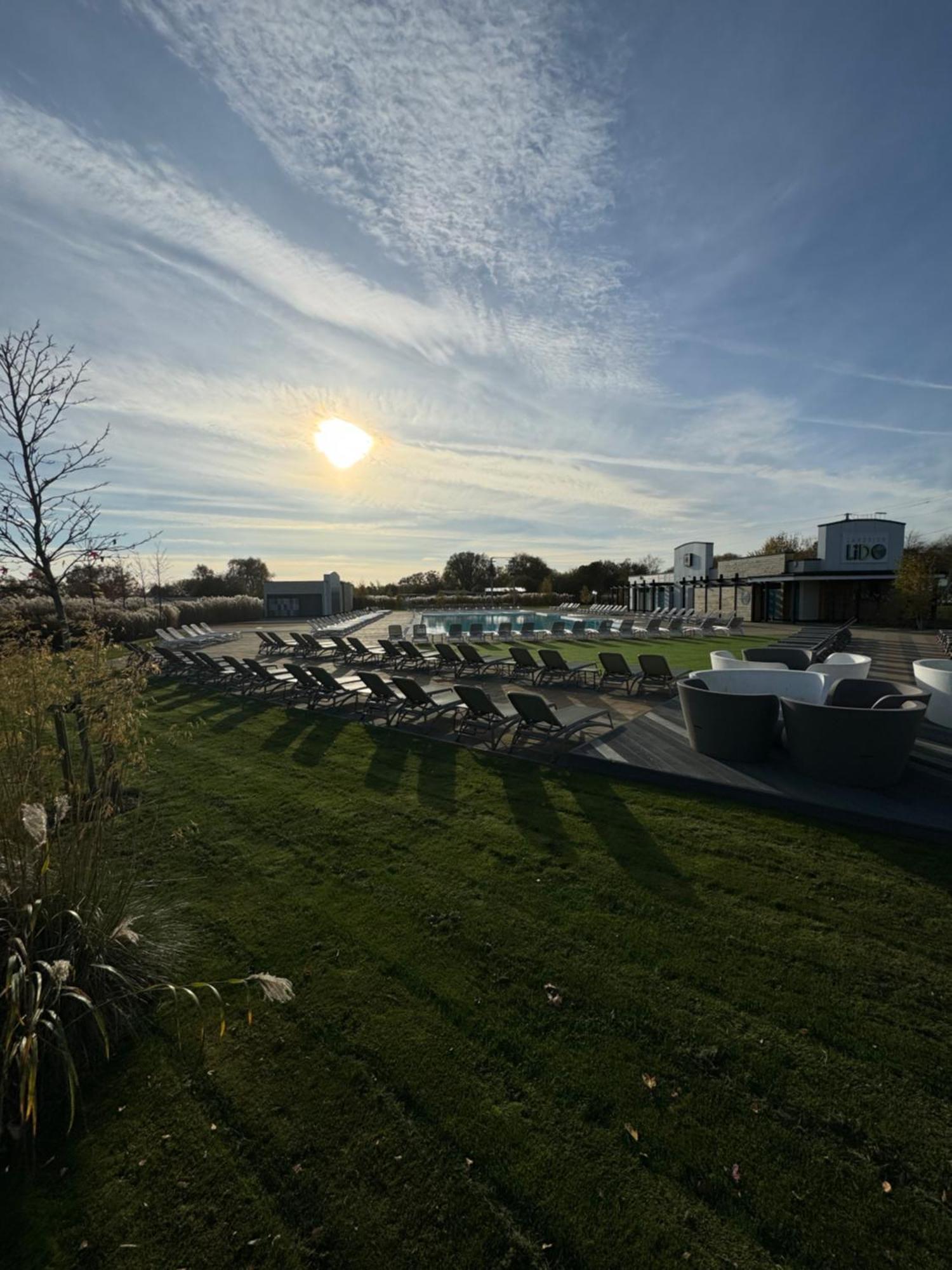 Hot Tub Retreat At Tattershall Lakes Zewnętrze zdjęcie